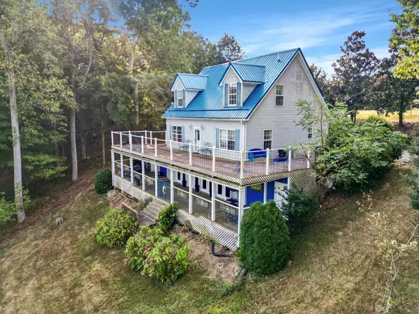 208 Goose Creek Drive, Cadiz, KY 42211