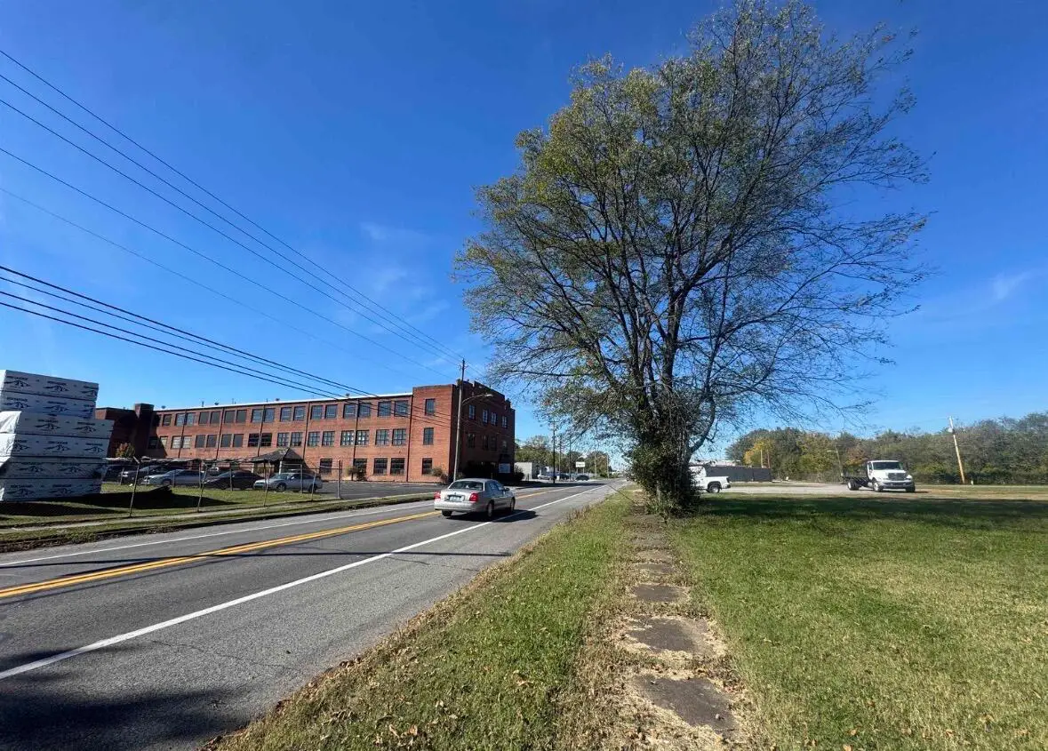 1118 N 8th Street, Paducah, KY 42001 - #1