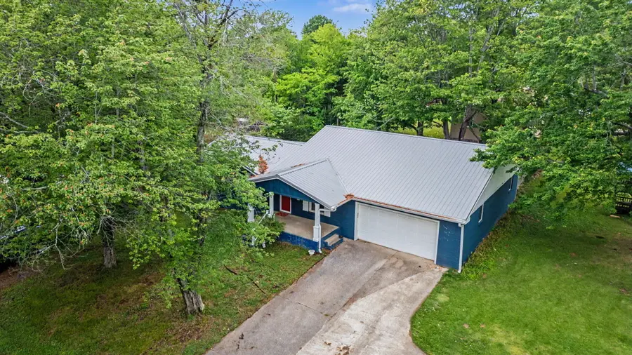 1498 Clayshire Drive, Murray, KY 42071 - #2