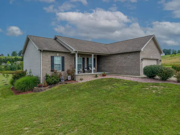 27 Dale Hollow Drive, Morehead, KY 40351