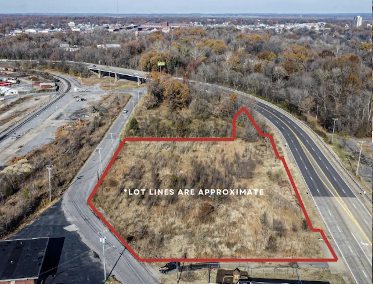1380 Irvin Cobb Drive, Paducah, KY 42003 - #1
