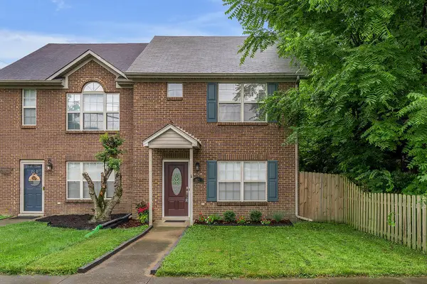 202 S Gratz Street, Midway, KY 40347