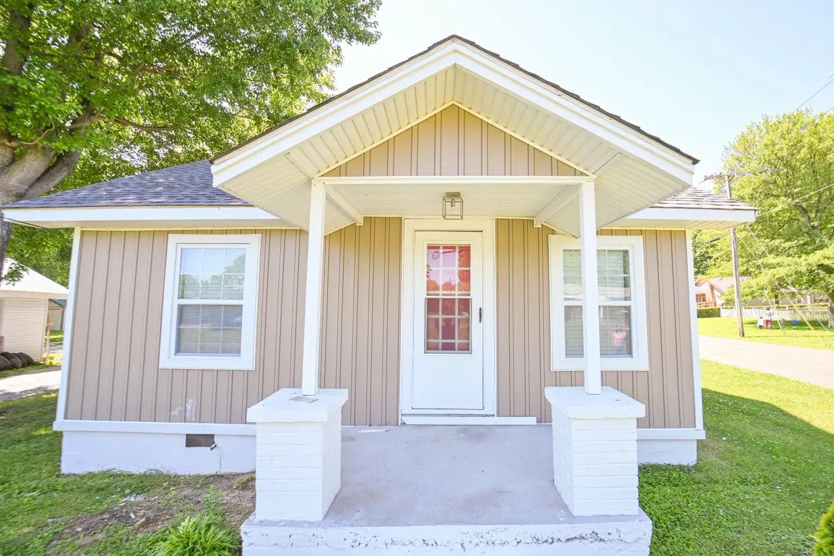 900 Backusburg Road, Mayfield, KY 42066 - #1
