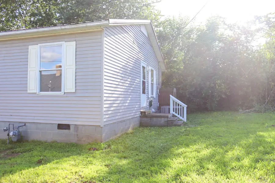 311 Willow Street, Mayfield, KY 42066 - #3