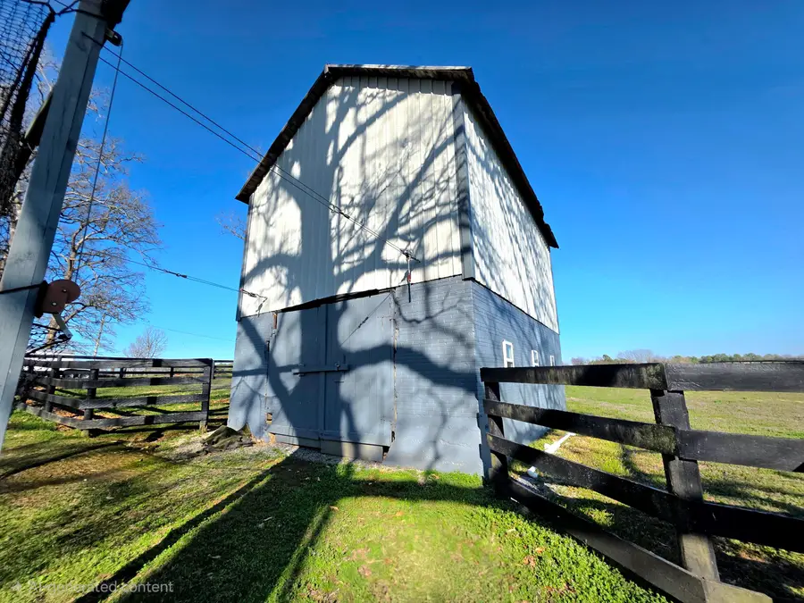 1498 Coopertown Road, Murray, KY 42071 - #2