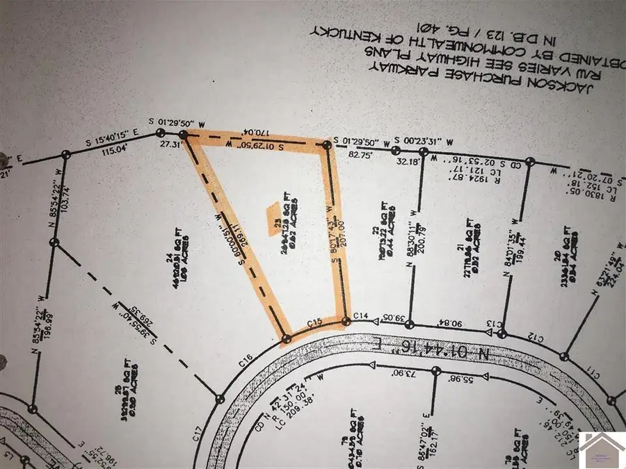 250 Deerfield Circle, Benton, KY 42025 - #2