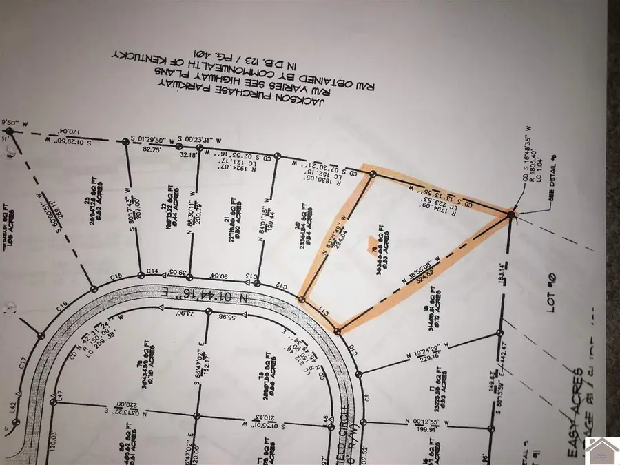 220 Deerfield Circle, Benton, KY 42025 - #2