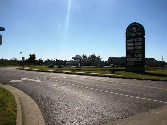 2700 W 2700 W Park Dr Drive, Paducah, KY 42001 - #1