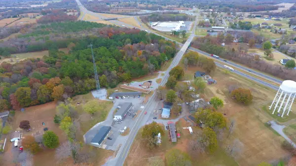 6745 Benton Road, Paducah, KY 42003
