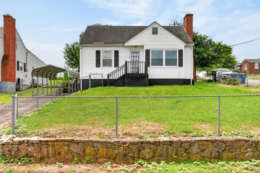 734 Maple Avenue, Harrodsburg, KY 40330 - #2