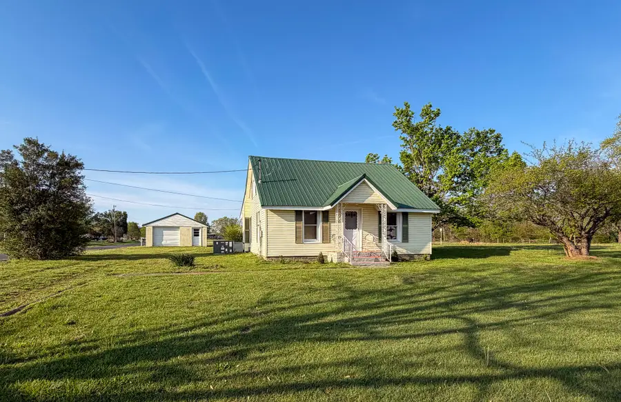 12800 Woodville Road, Kevil, KY 42053 - #2
