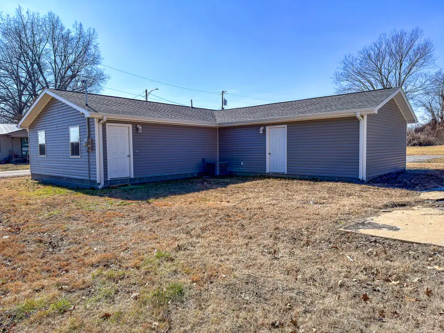 408 2nd Street, La Center, KY 42056 - #2