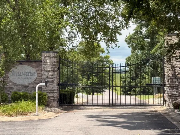 219 Stillwater Boulevard, Russell Springs, KY 42642