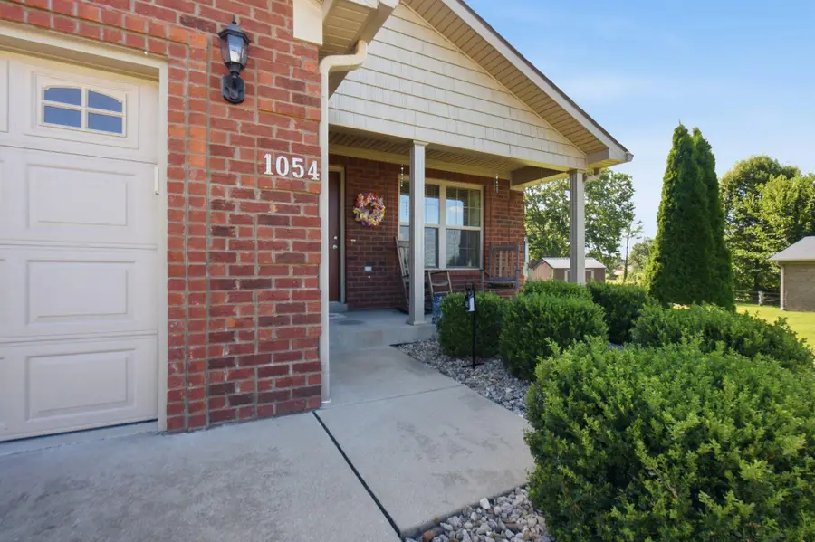 1054 Burnell Drive, Berea, KY 40403 - #2