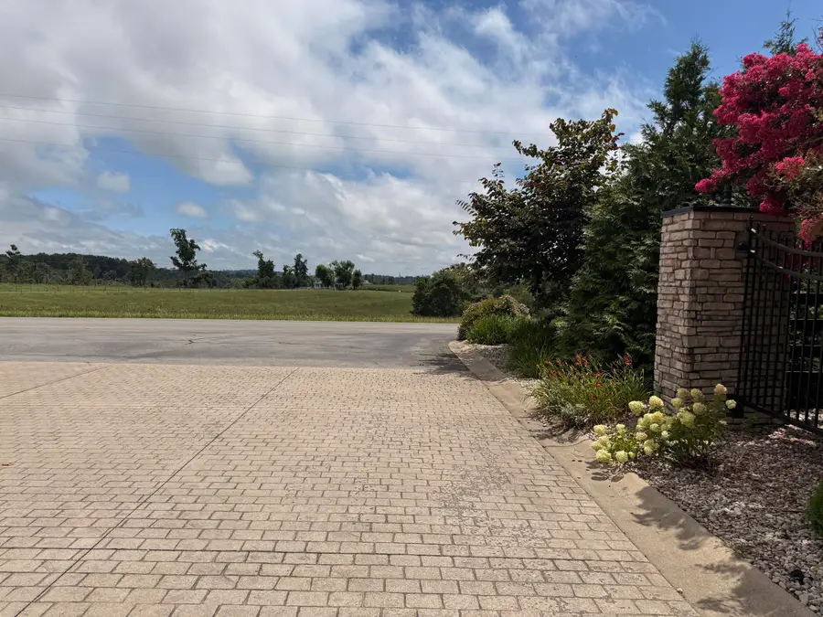 128 Wedge Way, Russell Springs, KY 42642 - #2