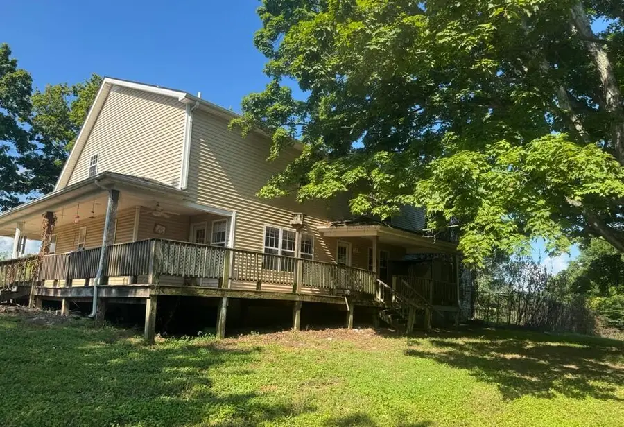 2416 Meador Port Oliver Rd Road, Scottsville, KY 42164 - #3