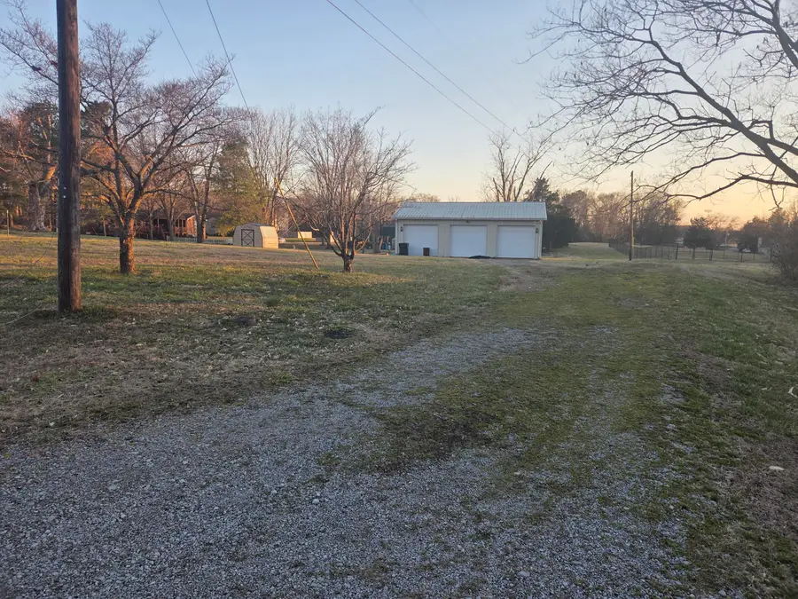 3936 Tanglewood Drive, Hopkinsville, KY 42240 - #2