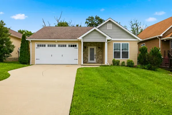 370 Persimmon Way, Harrodsburg, KY 40330
