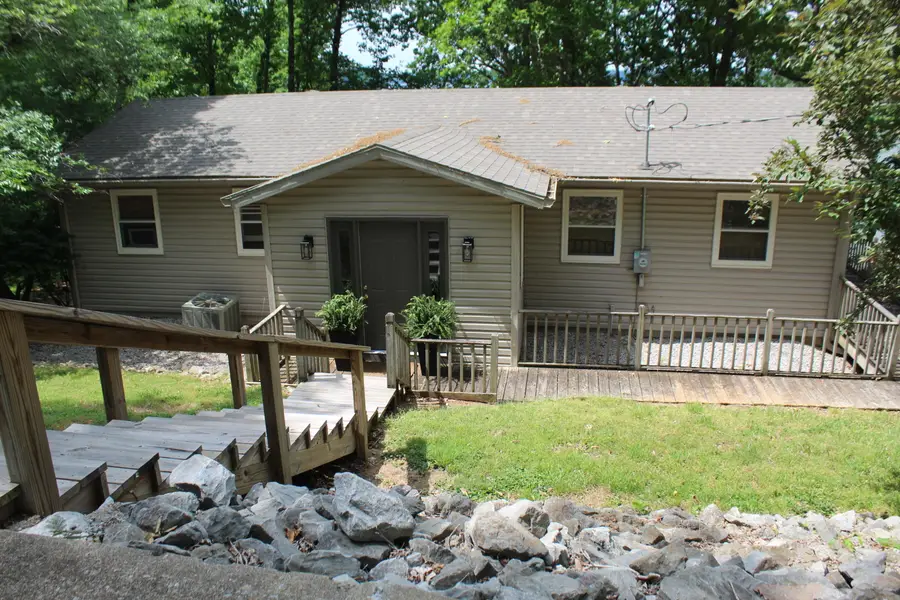 760 Barrett Road, Eddyville, KY 42038 - #2