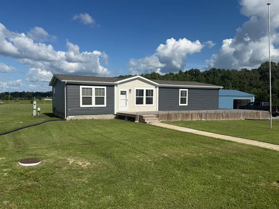 150 Village Lane, Russell Springs, KY 42642 - #2