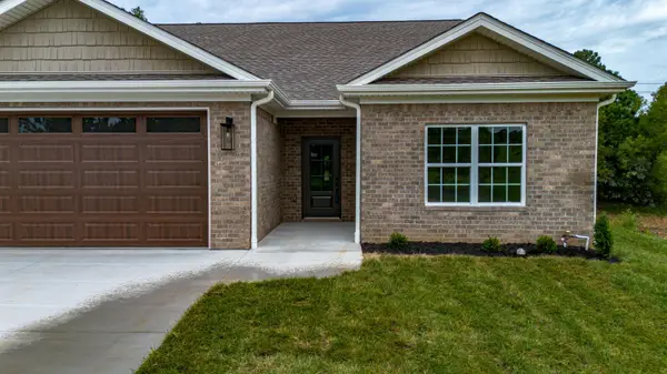 160 Hidden Valley Drive, Paducah, KY 42003