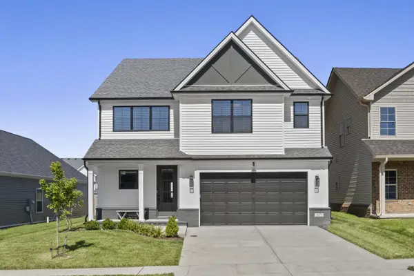 1077 Squirrel Nest Lane, Lexington, KY 40509