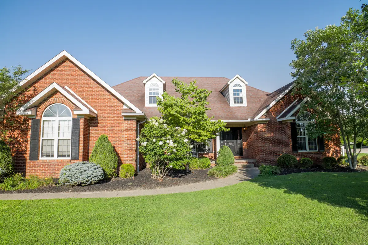 965 E Count Fleet Circle, Danville, KY 40422 - #1