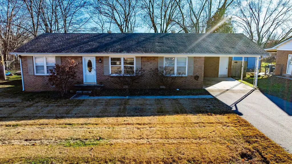 411 Hershey Drive, Hopkinsville, KY 42240 - #1