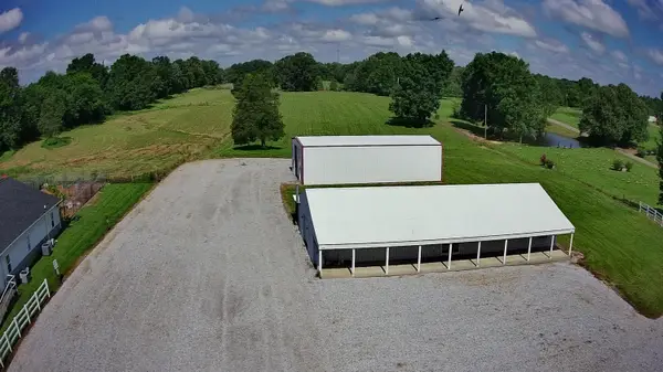 1851 U.s. 641, Benton, KY 42025