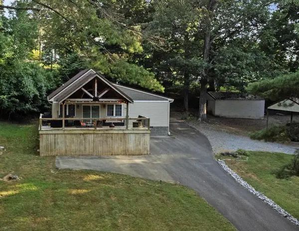 349 Rockcastle Lakeshore Drive, Cadiz, KY 42211