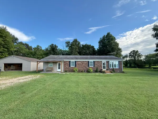1443 Burnetts Chapel Road, Farmington, KY 42040