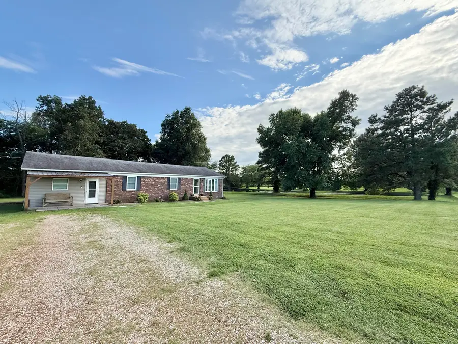 1443 Burnetts Chapel Road, Farmington, KY 42040 - #2