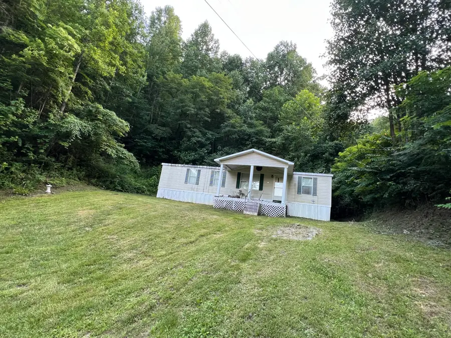 697 Hampton Cemetery Road, Girdler, KY 40943 - #2