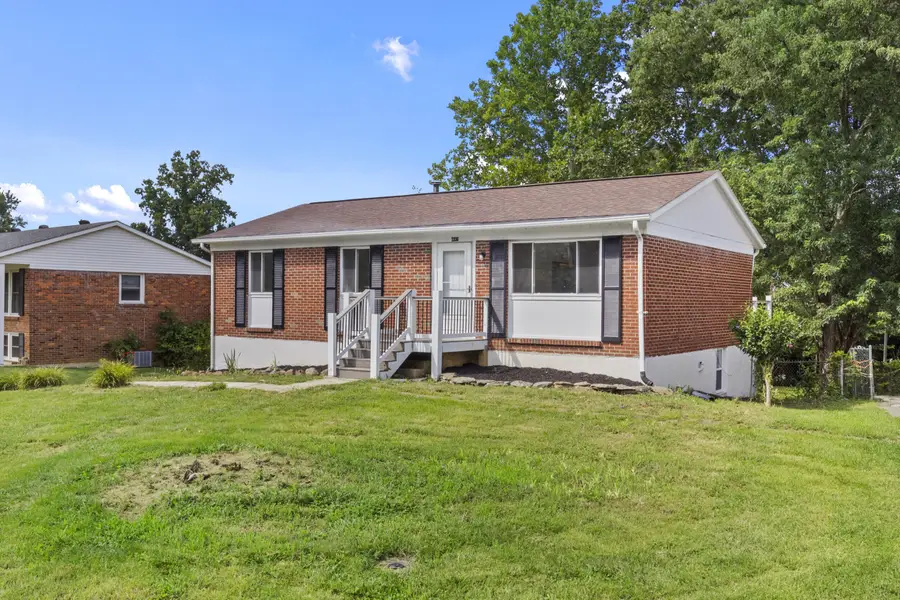 106 Redwood Drive, Frankfort, KY 40601 - #2