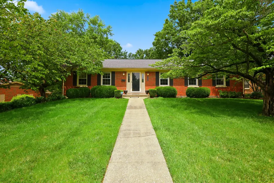 3433 Lansdowne Drive, Lexington, KY 40517 - #2