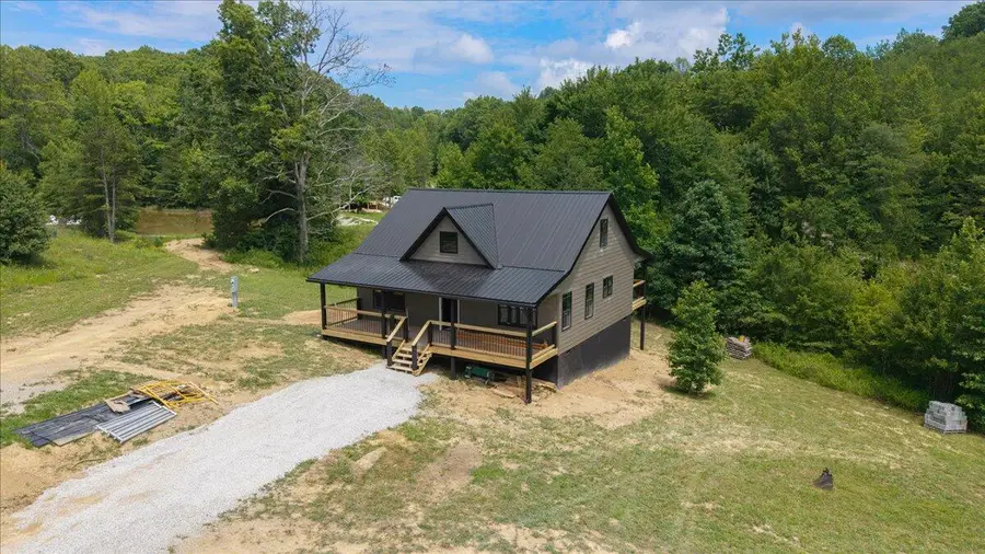 38 Hawks Point Road, Beattyville, KY 41311 - #3