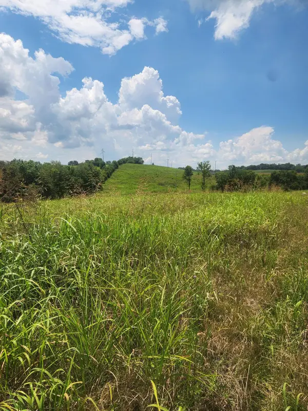 2145 Ruddles Mill Road, Paris, KY 40361