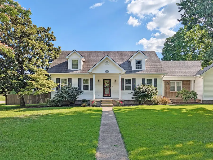 200 W Fairway Drive, Nicholasville, KY 40356 - #3