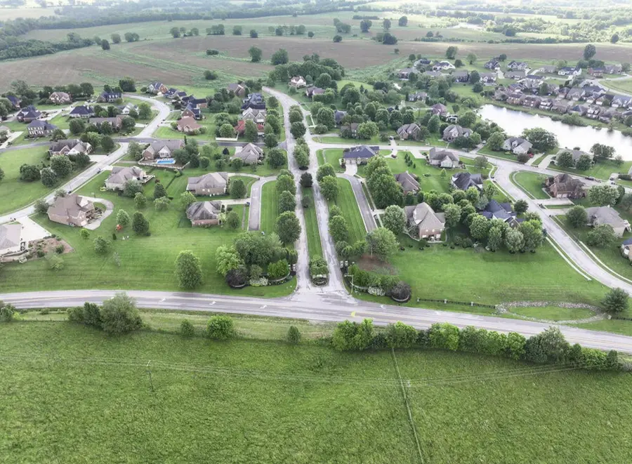 102 Royal Oak Drive, Winchester, KY 40391 - #3