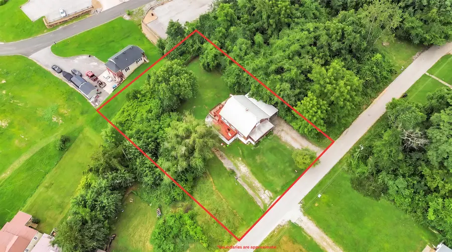 102 Harvey Avenue, Somerset, KY 42501 - #2