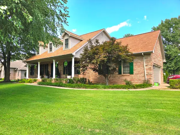 330 Stonecreek Place, Paducah, KY 42003