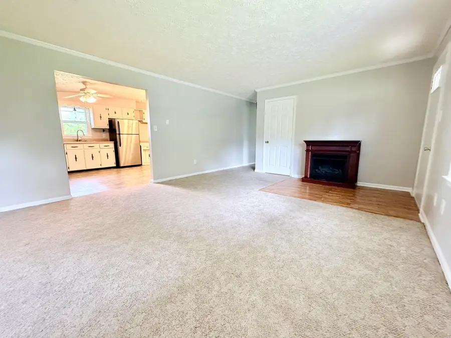 112 Blue Ridge Drive, Berea, KY 40403 - #3