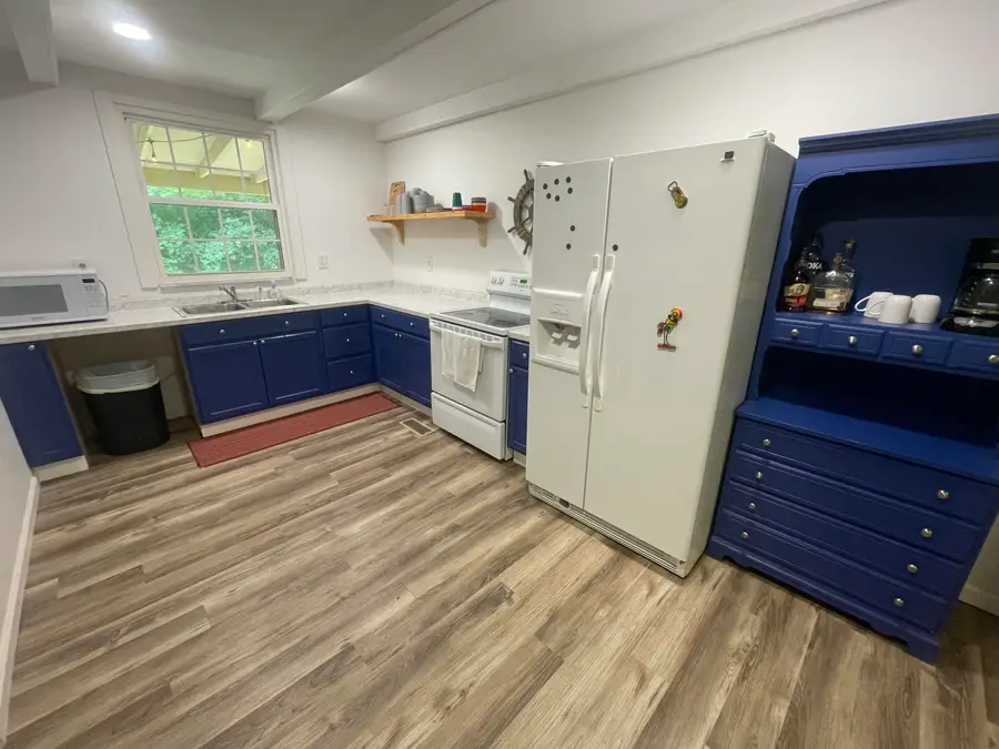 228 Pine Drive, Burnside, KY 42519 - #3