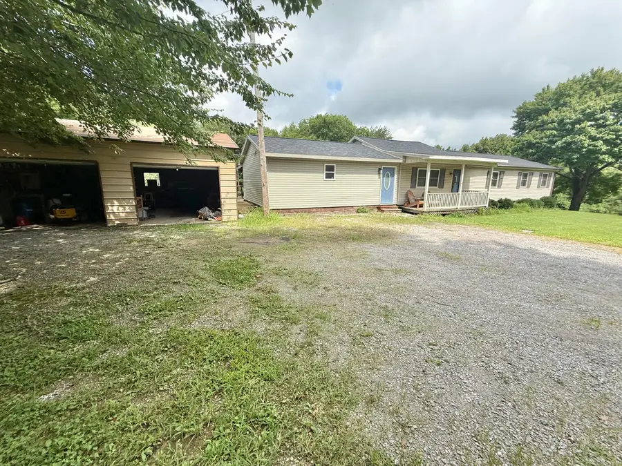 468 E Court Street, Bardwell, KY 42023 - #3