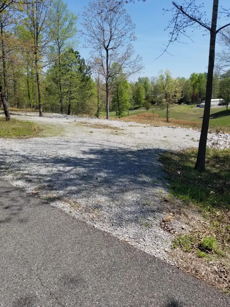 88 Eleanor Drive, Gilbertsville, KY 42044 - #2