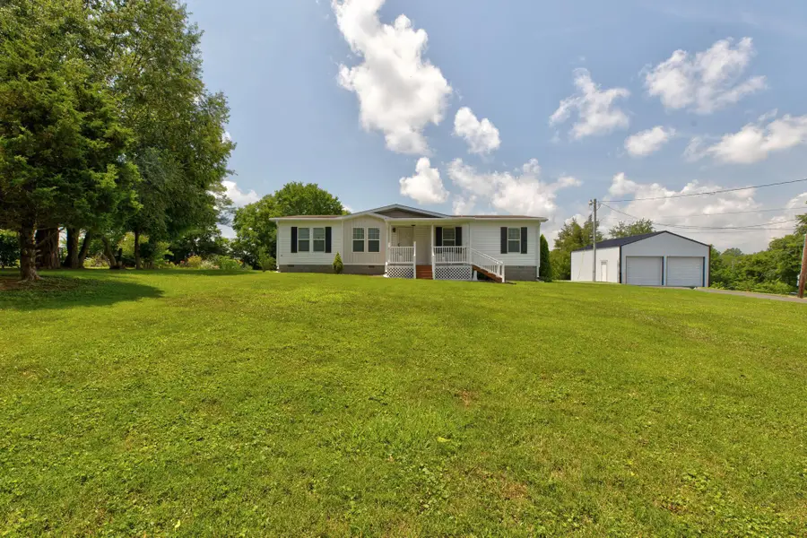 422 S Queen Street, Mount Sterling, KY 40353 - #2