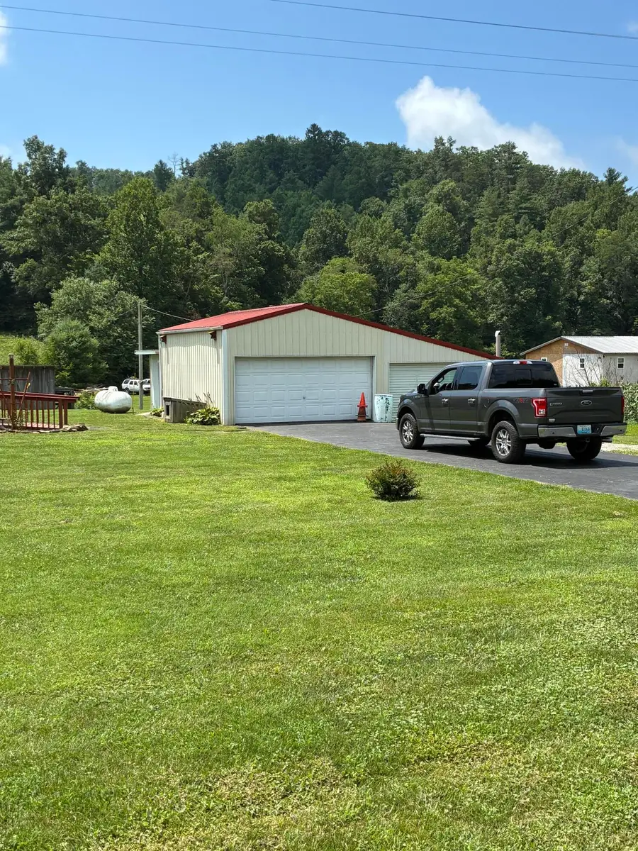 1183 Hwy 2027, Campton, KY 41301 - #3