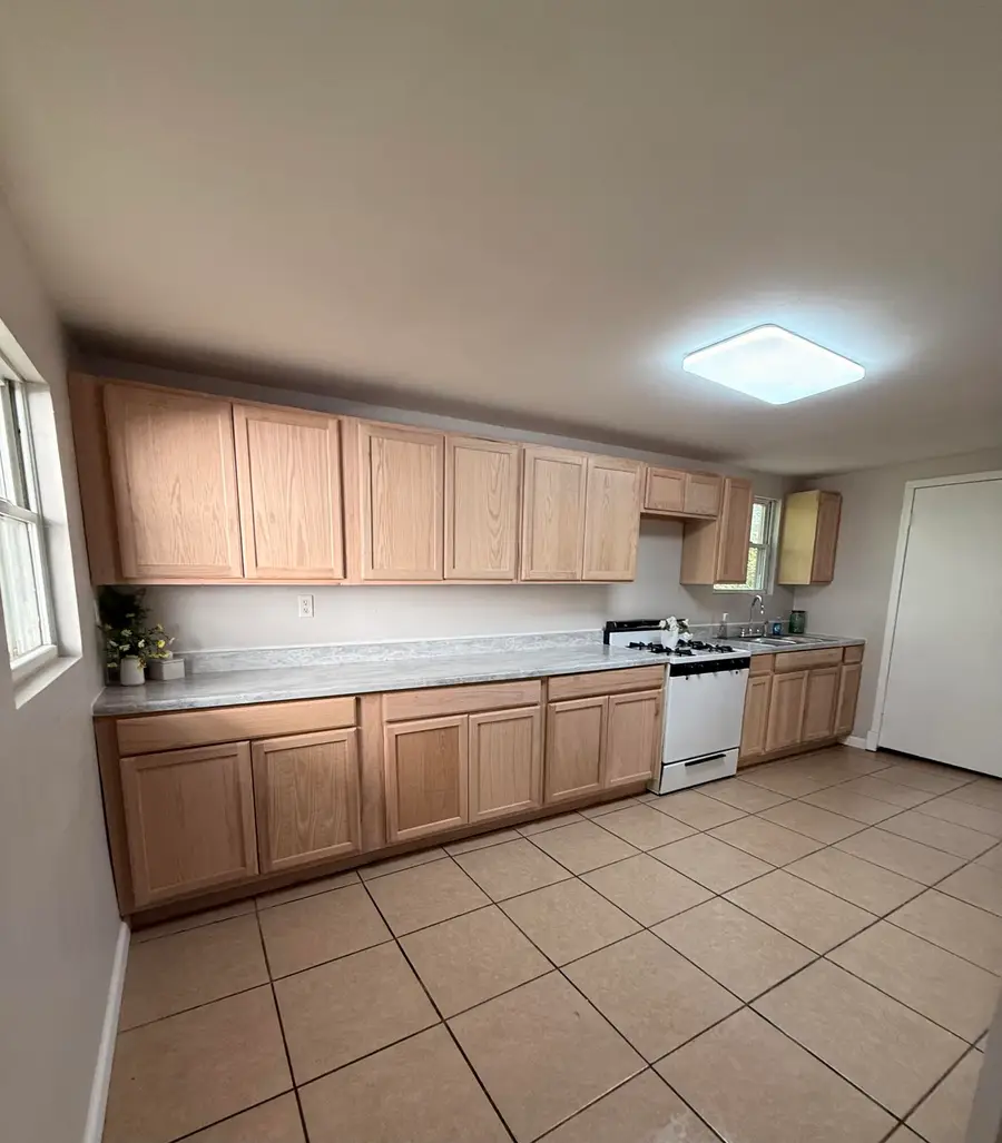 413 W 15th Street, Corbin, KY 40701 - #2