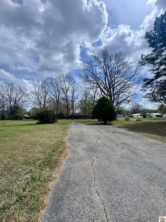 1101 S 30th Street, Paducah, KY 42003
