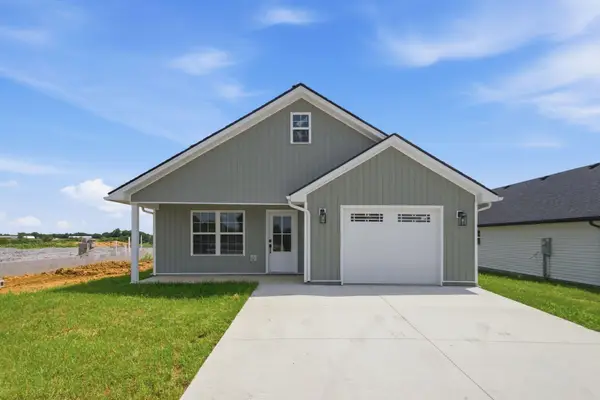 186 Charles Carr Drive, Harrodsburg, KY 40330
